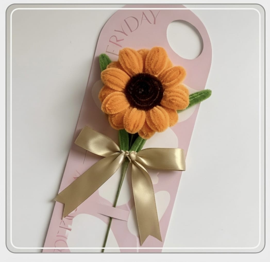 The "Everlasting Flora" velvet flower