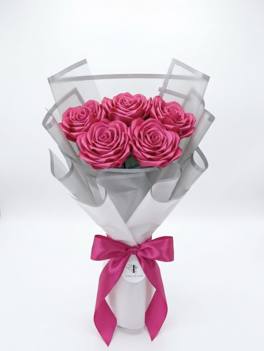The "Amethyst Shimmer" Everlasting Ribbon Rose Bouquet